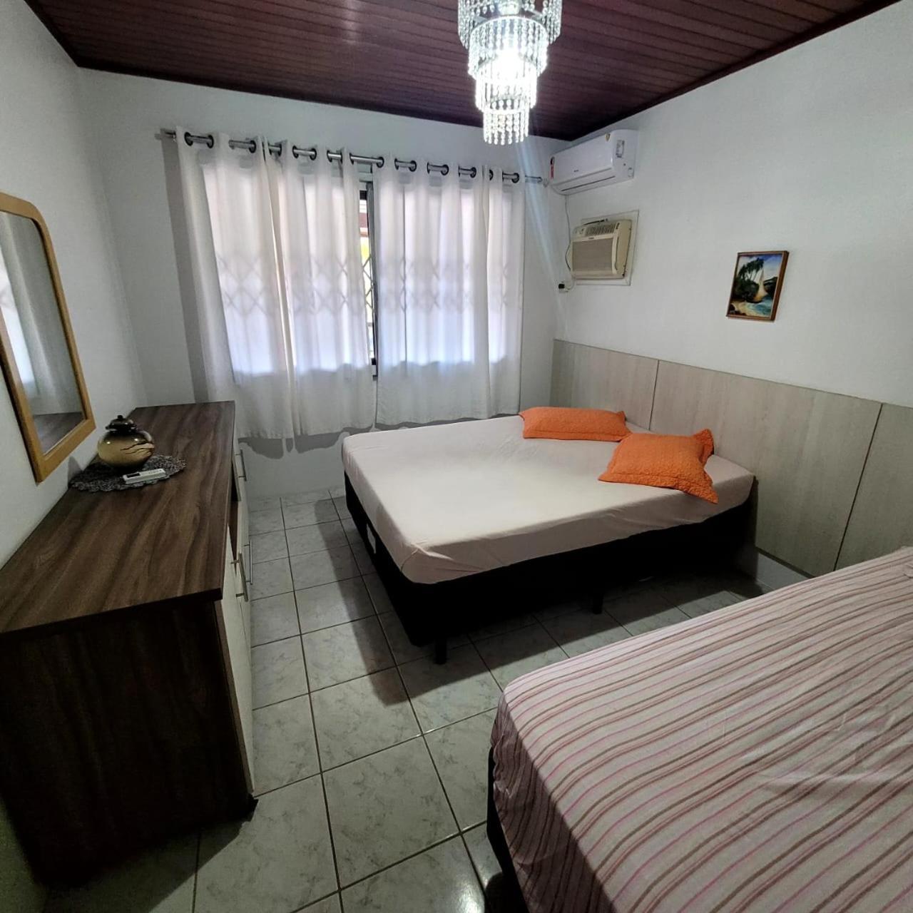 Bombinhas Brasil Residence II Guest House No Centro מראה חיצוני תמונה