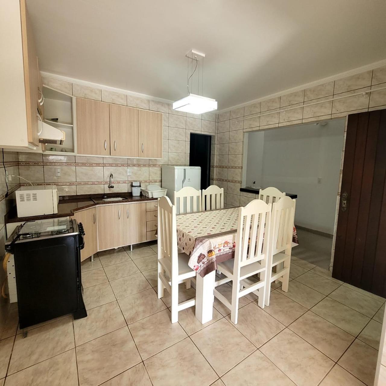 Bombinhas Brasil Residence II Guest House No Centro מראה חיצוני תמונה
